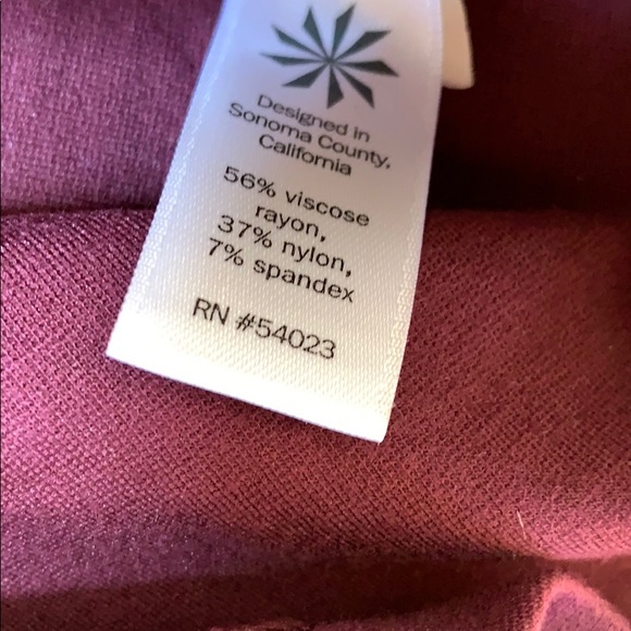 Athleta En Route Dress in Chianti - Picture 5 of 5